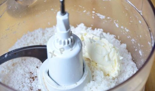 рулет из печенья с кокосовой начинкой без выпечки