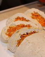 Рулет куриный с морковью и сыром