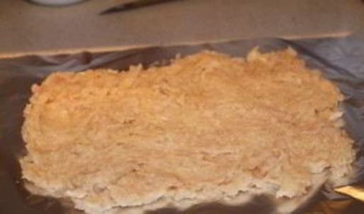 рулет куриный с морковью и сыром