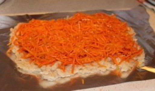 рулет куриный с морковью и сыром