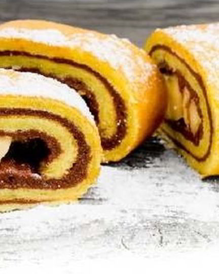 Рецепт рулета медового с бананом