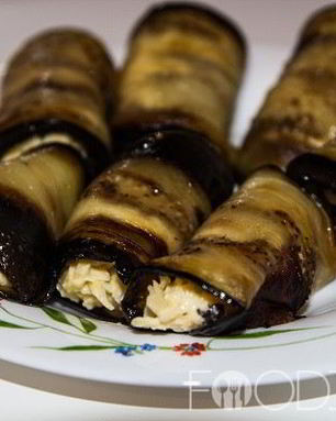 Рулетики из баклажанов с сыром и чесноком