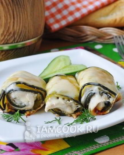 Рецепт рулетиков из кабачка с куриной грудкой в мультиварке
