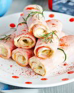 Рулетики из ветчины с творогом