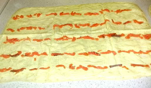 рулетики с красной рыбой