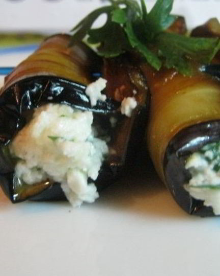 Рецепт рулеты из баклажанов с творогом