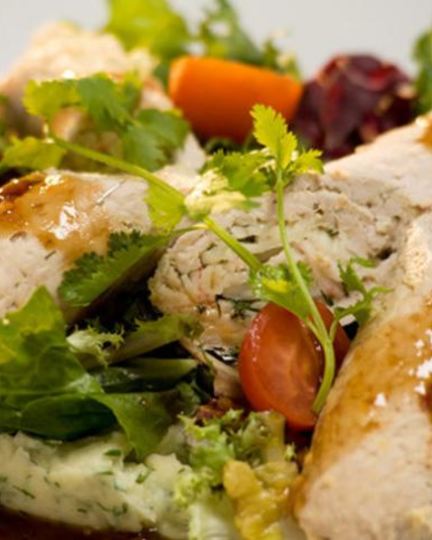 Рецепт рулеты из свинины с укропным пюре