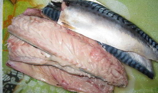 рыбные рулетики с овощами