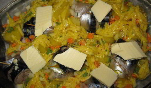 рыбные рулетики с овощами