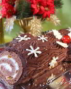 Шоколадный рулет Рождественское полено