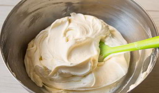 шоколадный рулет с пьяной вишней