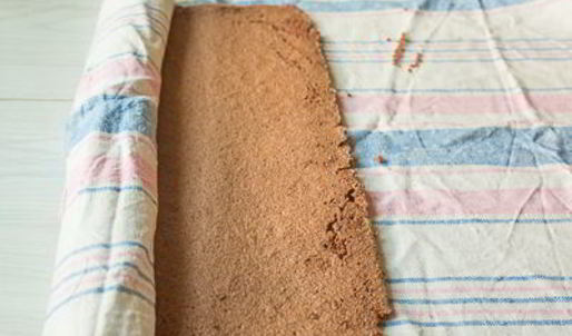 шоколадный рулет с пьяной вишней