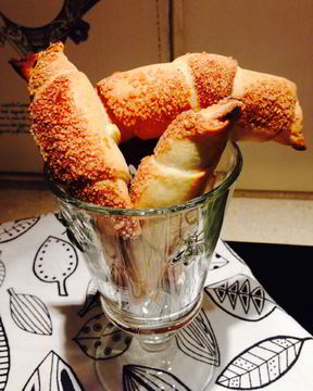 Сладкие рулетики с сухофруктами