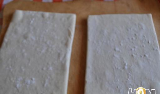 слоеный рулет с ветчиной и сыром