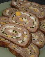 Закусочные рулетики из фарша