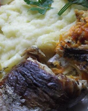 Запеченные рулеты из скумбрии