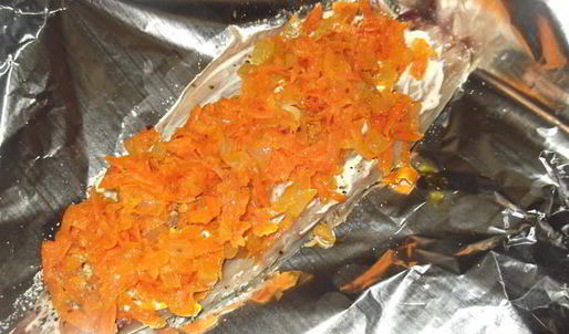 запеченные рулеты из скумбрии