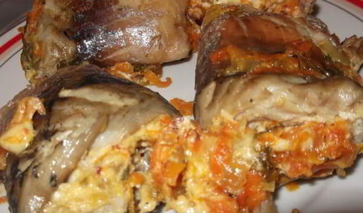 запеченные рулеты из скумбрии