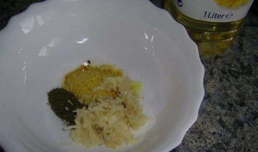 сухарики с чесноком