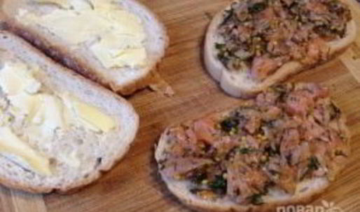 горячий сэндвич с лососем