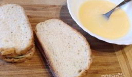 горячий сэндвич с лососем