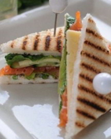 Рецепт клаба сэндвич с сыром, овощами и рыбой