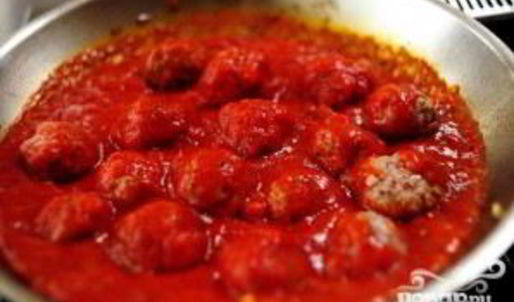 мини-сэндвичи с фрикадельками