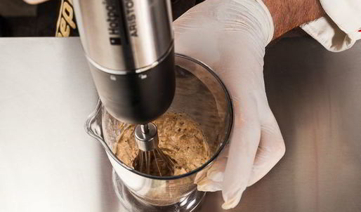 открытый сэндвич с тунцом