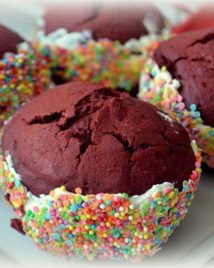 Рецепт шоколадных сэндвичей с творожным кремом