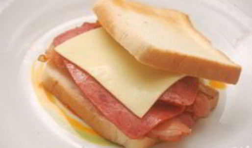 сэндвич с беконом