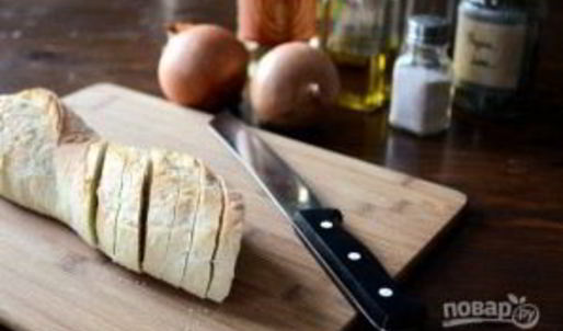 сэндвич с карамелизированным луком