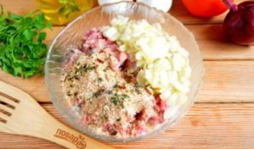 сэндвич с мясными шариками