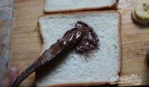 сэндвич с нутеллой и бананом