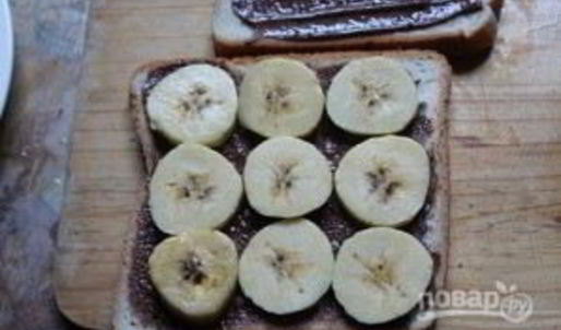 сэндвич с нутеллой и бананом