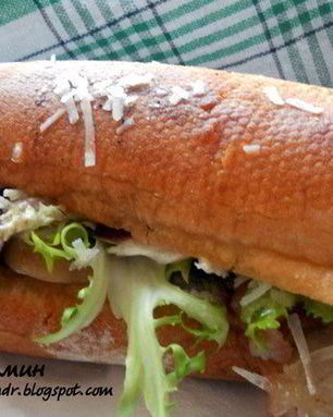 Сэндвич с шампиньонами и копченым беконом