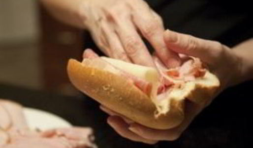 сэндвич с ветчиной и сыром