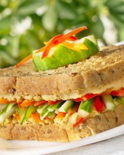 Рецепт сэндвича со свежими овощами и сыром