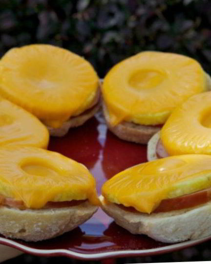 Рецепт сэндвичей с ананасом и ветчиной