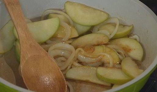 сэндвичи со свиными котлетками и яблоками