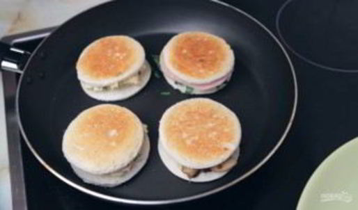 эмоджи сэндвичи