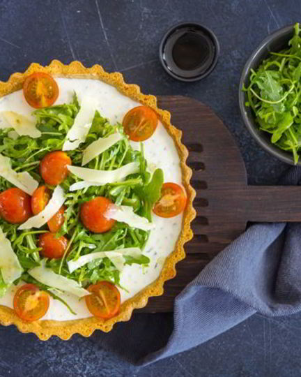 Рецепт тарталетки со сливочным сыром с помидорами, цуккини и рукколой