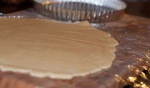 тарталетки с ананасом и сыром