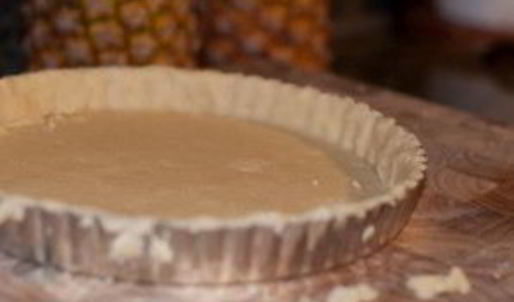 тарталетки с ананасом и сыром