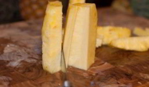 тарталетки с ананасом и сыром