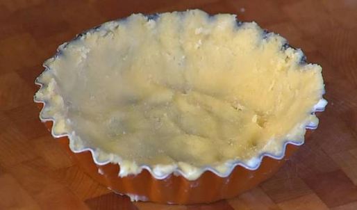 тарталетки с двойным кремом и клубникой