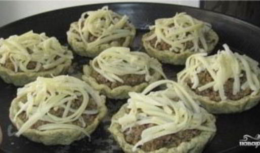 тарталетки с фаршем