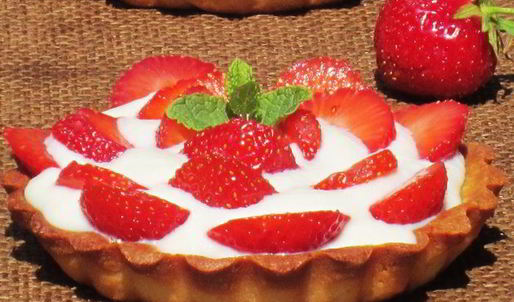 тарталетки с клубникой и белым шоколадом