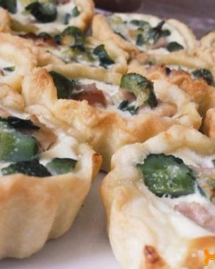 Тарталетки с копченой курицей