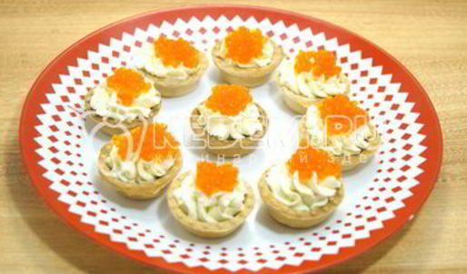тарталетки с красной икрой