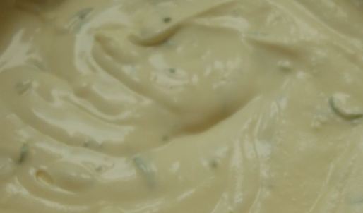 тарталетки с лаймовым маскарпоне и ромовой вишней